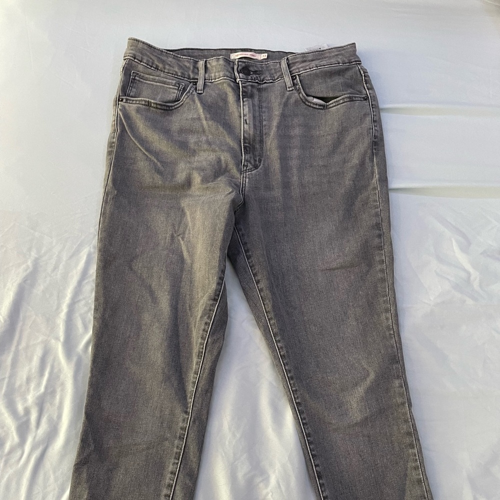 Levi’s 721 High rise skinny jean